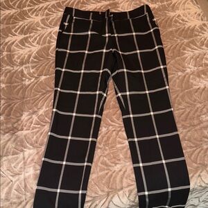New York & Company Black and White Plaid Cropped Pants